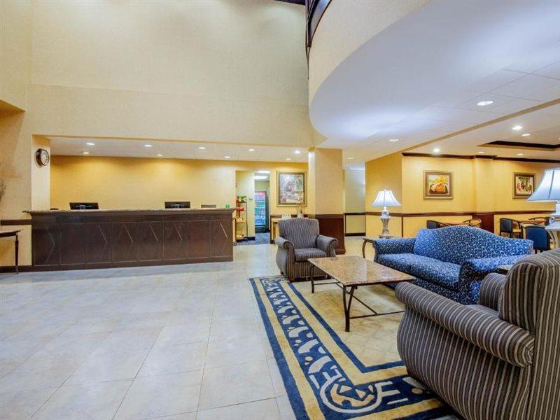 La Quinta By Wyndham Mt. Laurel - Philadelphia Hotel Mount Laurel Exterior photo
