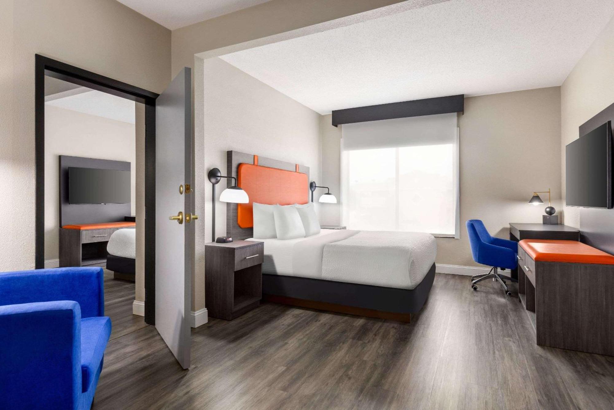 La Quinta By Wyndham Mt. Laurel - Philadelphia Hotel Mount Laurel Exterior photo